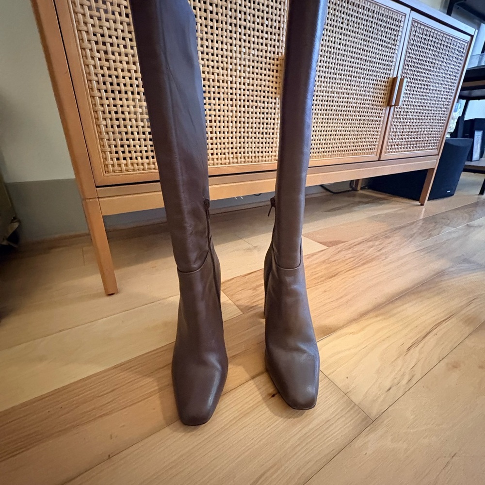 Steve Madden Elegant Brown Leather Boots